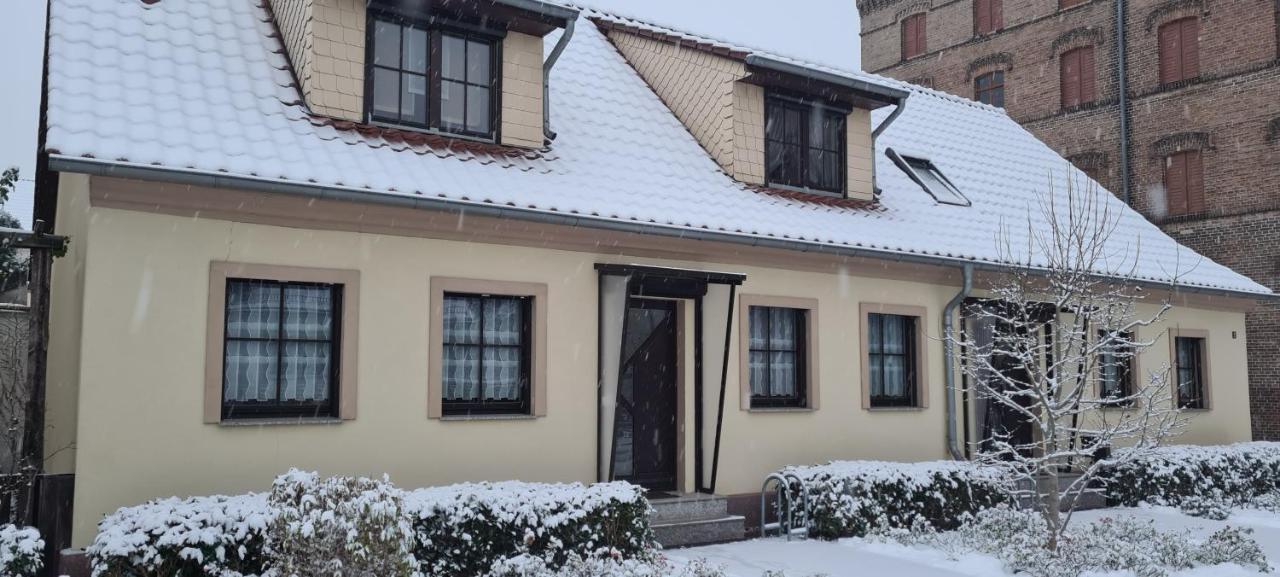 Die Ferienwohnung "Am Kietz" シュヴェット エクステリア 写真
